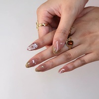 Offre Spéciale : Ongles Press-on Amande en Acrylique Scintillant Effet Glaissé, Cadre Doré Œil de Chat Lavande Rêveuse, Vente en Gros, Personnalisables, Faits Main