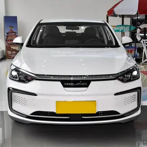 Riderever beijing eu5 סיני מותג חשמלי מכונית 5 מושבים מתאים משפחתית