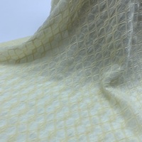 Tissu en crêpe extensible jacquard à petits diamants semi-transparent, tissu texturé et délicat pour chemisiers et lingerie
