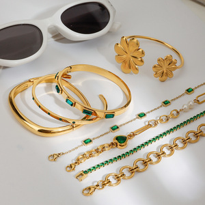 Luckyjiu không thấm nước xỉn màu miễn phí không gây dị ứng tùy chỉnh 18K mạ vàng thép không gỉ Cubic Zirconia tối giản <span class=keywords><strong>Bangle</strong></span> Vòng đeo tay - Product Image 3