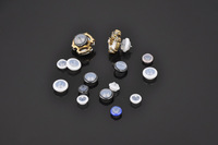 Haute qualité en gros 7mm UFO-forme Silicone bouchon d'oreille bouchon clair zircone anneau en céramique avec capuchons de perles Hamburger boucle d'oreille dos