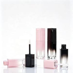 Envase Cosmético Cuadrado de Plástico de 5 ml en Degradado Rosa/Negro para Brillo Labial y Rubor, con Tapa de Rosca y Aplicador de Brocha, Impresión Serigráfica - Product Image 2