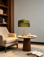 Lampe de table vintage en velours vert avec pompon, alimentation électrique AC/DC, base en fer, lampe décorative de chevet, chambre à coucher, salon, hôtel