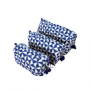 Bolsa Cosmética India Acolchada de Algodón Orgánico Hecha a Mano con Borla y Cierre de Cremallera, Ecológica, Duradera, Vintage, Multicolor - Product Image 1