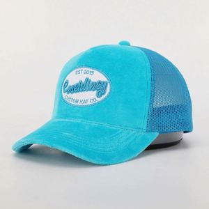 Casquette Trucker en Velours à 5 Panneaux Personnalisée avec Logo Brodé de Haute Qualité, Visière Courbée, Casquette Snapback en Maille Tendance - Product Image 4