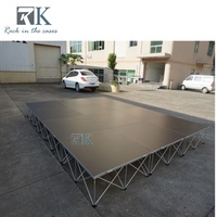 Scène pliable en aluminium antidérapante avec système de verrouillage rapide pour concerts, mariages et événements en plein air