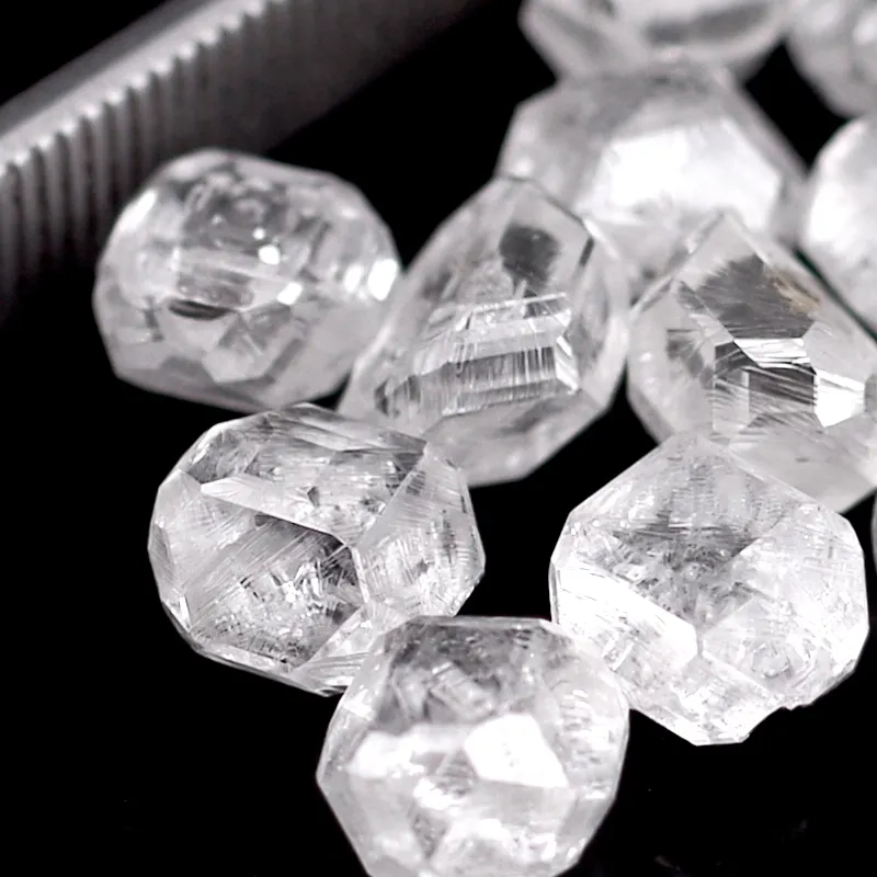 Phòng thí nghiệm phát triển 1.5mm 3 Carat 20ct nhà sản xuất hàng đầu lê 6x4 hpht kim cương thô