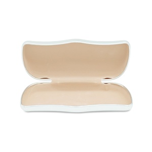 Présentoir de lunettes de soleil avec étui en relief personnalisé - Product Image 2