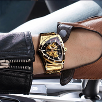 T-Winner Herren Dreieck Automatische Mechanische Uhr Ausgehöhltes Edelstahlgehäuse Mineralglas Faltschließe Casual-Wear