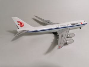 โมเดลเครื่องบิน <span class=keywords><strong>B747</strong></span>-8 ขนาด 1:<span class=keywords><strong>200</strong></span> โมเดลเครื่องบินสายการบินแอร์ไชน่า - Product Image 2