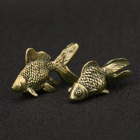 Les ornements en laiton décoratifs d'imitation de poisson rouge antiques de bonne vente sont prospères comme un canard à l'eau.