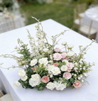 Nouvelle conception 2026, romantique, 30 cm, 35 cm, petites fleurs artificielles en souffle de bébé blanc, décoration de table pour centre de table de mariage