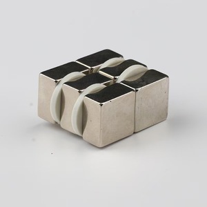 N35 N42 N52 N55 Lớp Kích Thước Lớn Khối Hình Dạng Vĩnh Viễn Neodymium Nam Châm Cho Động Cơ Điện Và Máy Phát Điện - Product Image 1