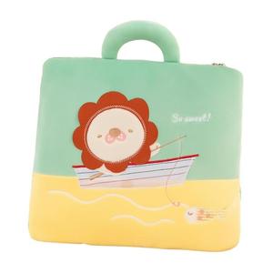AIFEI TOY Multifunktionales 2-in-1 PP-Baumwolle Besticktes Cartoon-förmiges Plüschkissen-Decke Set Anpassbar für Auto/Büro - Product Image 5