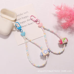 Nuevo colgante de llavero de coche pintado a mano cuadrado de dibujos animados, accesorios de cuentas de arroz coloridos frescos, funda para auriculares, decoración - Product Image 4