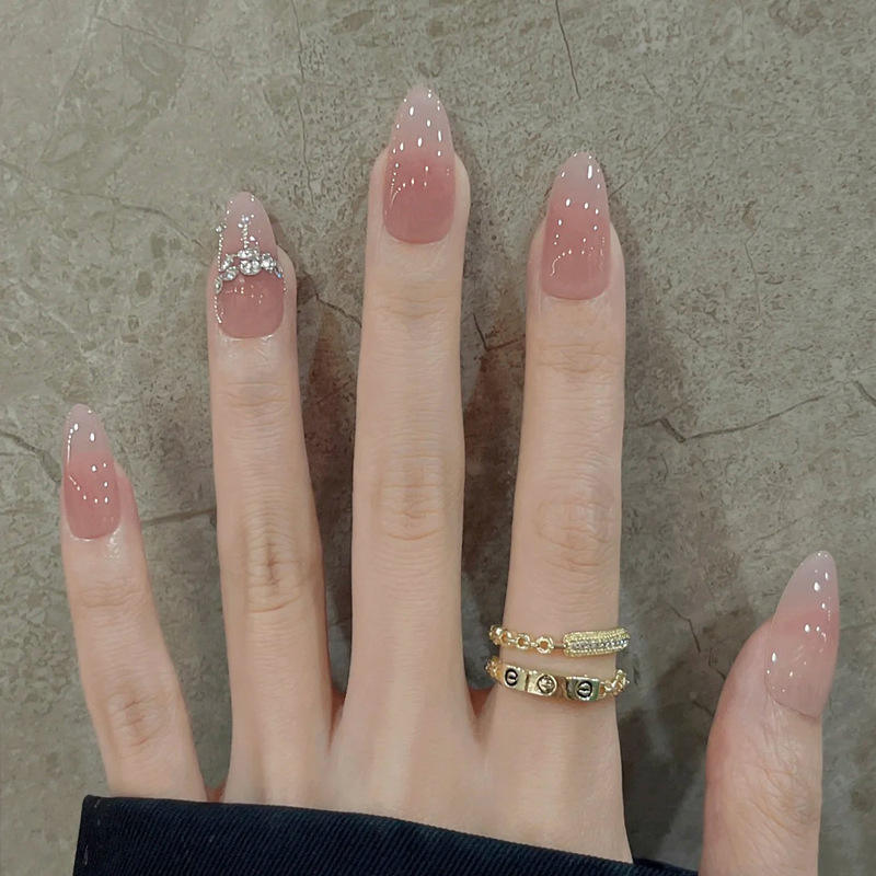 BY1840 Silver Chain Cream