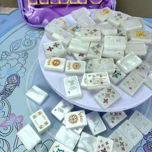 American <b>Mahjong</b> <b>Set</b> American-style High-quality Portable 4-Player Luxury Acrylic White Pearl Shell Indoor Family Casino - Product Image 4