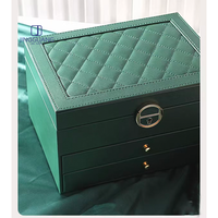 Emballage en papier personnalisé Boîtes cadeaux rigides Logo personnalisé Boîte cadeau magnétique avec insert en mousse