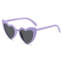 Mode été amour lunettes de soleil en forme de coeur pour les cadeaux de fête femmes hommes filles Vintage oeil de chat Mod Style rétro cadre lunettes