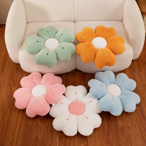 Cojín de Peluche con Forma de Flor de Margarita, Muñeco de Peluche, Cojín para Dormir en la Oficina/Cama, Almohada de Girasol, Accesorio Floral para Coche, Balcón, Tatami, Ventanal - Product Image 4