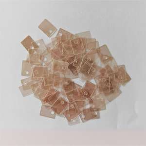 Feuille de <span class=keywords><strong>mica</strong></span> mince transparente à haute température de taille personnalisable <span class=keywords><strong>plaque</strong></span> de <span class=keywords><strong>mica</strong></span> naturelle transparente pour l'isolation électrique des <span class=keywords><strong>micro</strong></span>-<span class=keywords><strong>ondes</strong></span> - Product Image 6