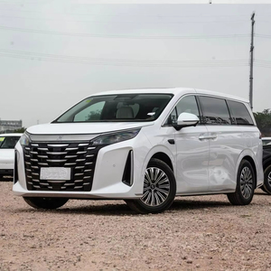 Auto Elettrica M9 DM-i 2025 Versione di Punta con Autonomia di 100km ad Alta Velocità, Batteria da 20.39kWh, Motore da 200kW, Guida a Sinistra - Product Image 1