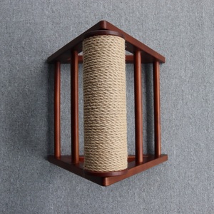 Vietnam Durable en bois massif grande roue colonne griffe enveloppé corde de chanvre planche à gratter jouet pour chats arbre à chat et grattoir - Product Image 3