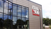 Panneaux de revêtement mural extérieur en composite d'aluminium Alucobond - Classe A2 ignifuge, taille personnalisable pour façades et utilisation extérieure