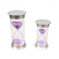 Sablier rose élégant avec base métallique raffinée |   Décoration contemporaine pour le bureau à domicile |   Outil de chronométrage parfait et cadeau délicat