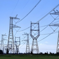 Tour de transmission électrique aérienne en treillis d'acier Kehua durable 33kV 66kV 132kV 300A à 6 prises
