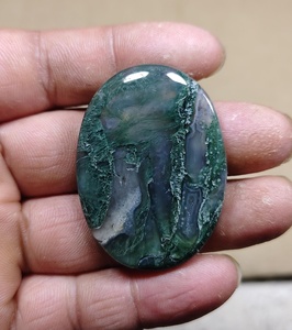 Piedra de Ágata Musgosa Natural Ovalada Pulida, Piedra de la Preocupación, Decoración Verde Curativa para Meditación - Product Image 1