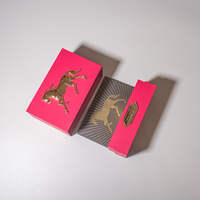 Boîte cadeau rigide personnalisée avec couvercle et base, accessoires en métal avec plaque nominative pour l'emballage de parfums et de bijoux, vente en gros, haute qualité