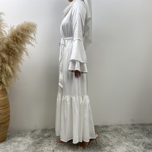 6789 #   Vestido de Mujer Clásico y Elegante en Color Blanco, Material Satinado, Dos Capas de Mangas con Diamantes Brillantes, Forro y Cierre Frontal - Product Image 6