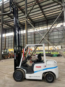 Chariots élévateurs d'occasion abordables KOMATSU FD30 Chariot élévateur diesel d'occasion 3 tonnes KOMATSU FD30 KOMATSU FD30 d'occasion en stock - Product Image 2