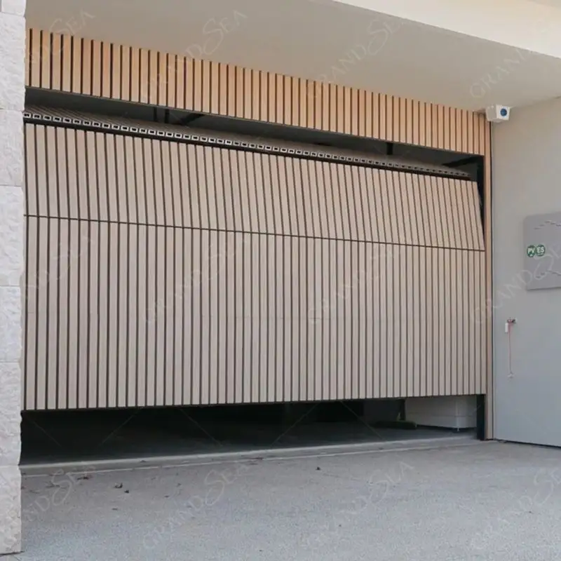 Rumah Flush Mount mewah Australia Grain kayu elektrik 16X7 Batten Sectional pintu garasi Modern