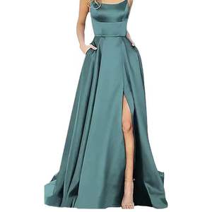 Vestido de Noche Largo de Color Sólido para Damas de Honor, con Hombros Descubiertos - Product Image 5