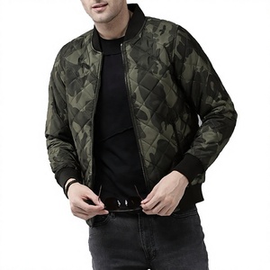 Chaqueta de Hombre Acolchada con Cierre de Cremallera, Resistente al Viento, Informal, para Otoño, Corte Regular, Material de Poliéster - Product Image 1