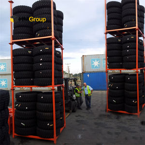 Estante Metálico Apilable y Portátil para Almacenamiento de Neumáticos de Automóviles y Camionetas - Product Image 3