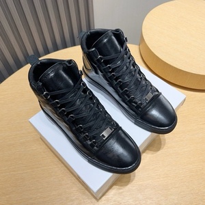 High Quality Men's Luxury Flat Casual Shoes Genuine Leather Material Breathable Sports Shoes High Top Design Men's Sneakers - Product Image 1