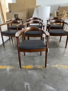 Nordic restaurant furniture, <b>antique</b> wooden <b>frame</b>, leather cushion, Kennedy dining chair, natural presidential solid wood armcha - Product Image 3