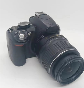 Cámara Digital SLR <span class=keywords><strong>Nikon</strong></span> <span class=keywords><strong>D3100</strong></span> de Alto Rendimiento Usada con Lente de 18-55 mm para Principiantes - Product Image 1
