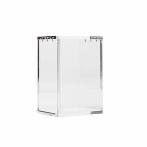 NOVISON - Caja de Acrílico Personalizada para Cartas Coleccionables de Manga, con Tapa Magnética, Diseño Moderno y Ecológico, Grosor de 5 mm - Product Image 4