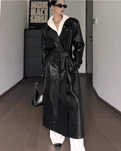 Logo personalizzato <span class=keywords><strong>donna</strong></span> alta moda <span class=keywords><strong>lungo</strong></span> cappotto in <span class=keywords><strong>pelle</strong></span> Pu 2024 alta qualità capospalla in <span class=keywords><strong>pelle</strong></span> Pu all'ingrosso - Product Image 3