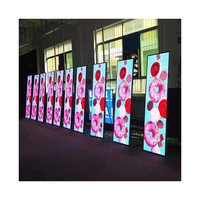Penjualan terlaris papan reklame cermin peraga poster led dalam ruangan p2.5 layar LED periklanan harga