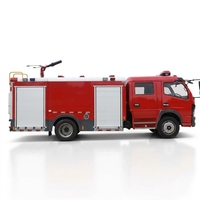 Camion de pompiers Dongfeng à double cabine, capacité 4000L, pour intervention d'urgence en cas d'incendie