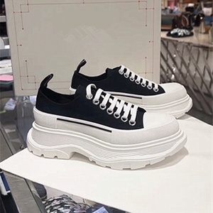 Chaussures de créateur de luxe, baskets originales McQueenes personnalisées, antidérapantes et confortables, chaussures épaisses pour hommes, chaussures de course - Product Image 1