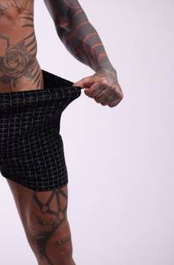 Calzoncillos Bóxer de Algodón con Estampado de Cuadros Negros para Hombre, Transpirables, Suaves y Cómodos, Ropa Interior Masculina con Cintura Elástica para Uso Diario - Product Image 3