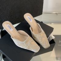 Chaussons rétro en daim à enfiler avec talons bas, bout carré, sandales brodées de fleurs, chaussures décontractées confortables pour femmes
