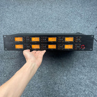 Système sans fil de microphone cravate à 8 canaux UHF 650-690 MHz UR-8000-LA 8 meilleurs microphones cravate