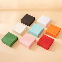 Caja Magnética Rígida de Papel para Joyería con Logotipo Personalizado en Ocho Colores con Tapa Abatible para Anillos, Aretes, Collares y Broches